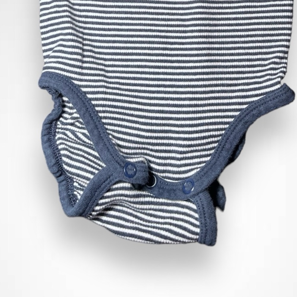 4/$20 H&M Navy Blue Striped  Onesie 2T - Picture 3 of 5